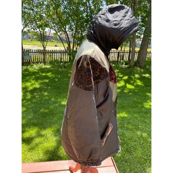 Vintage Atlantic Highlands Hooded Patchwork Jacket With Velvet Accents & Zipper - Picture 7 of 8